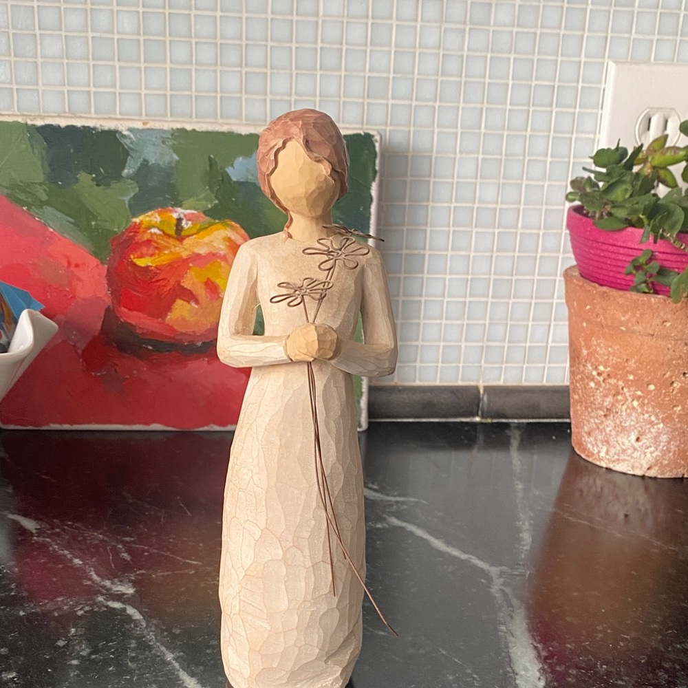 Willow Tree figure